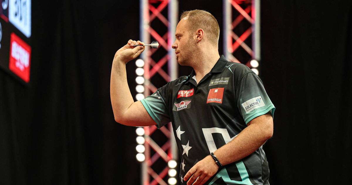 LIVE Players Championship 4: Verfolgen Sie den Erstrundenkracher zwischen Max Hopp und Jonny Clayton hier live