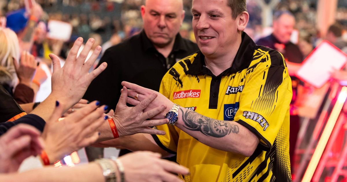 „Halb elf abends? Lieber nicht, ich bin ein alter Mann und brauche meinen Schlaf“ – Dave Chisnall hofft in Kra