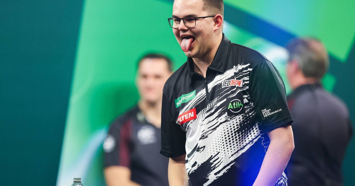 „Er hat mir in Saudi-Arabien wieder den Hintern versohlt“: Gian van Veen will Luke Littler ‚für die Zuschauer‘