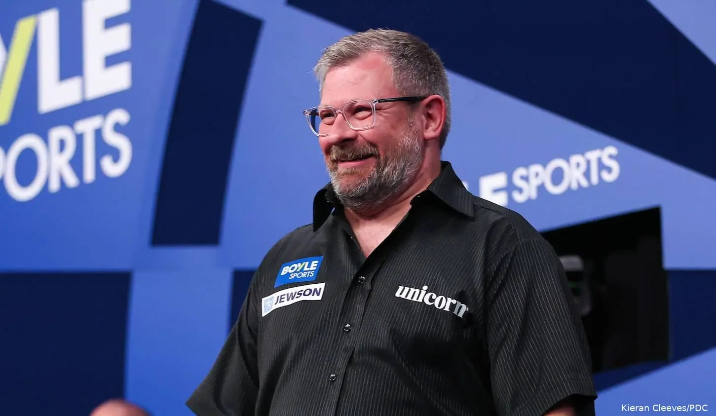 Wade besiegt Bunting, Humphries ohne Satzverlust – heute Abend laufen die WGP Viertelfinals.